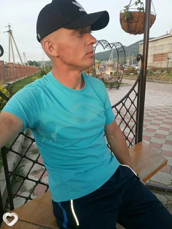 Artem, 33, Горно-Алтайске — анкета №1557489