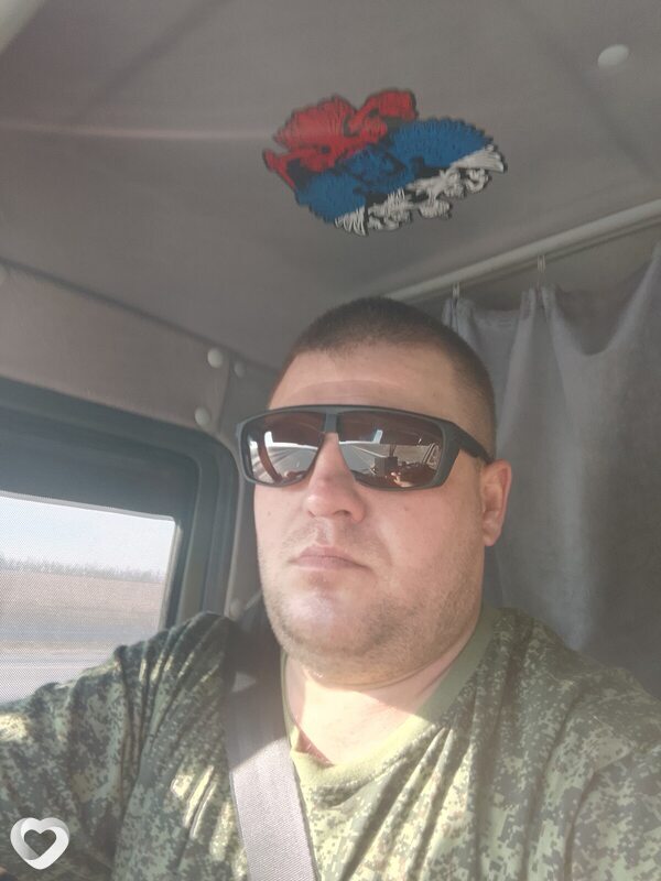 Александр, 37, Снежном — анкета №1557771