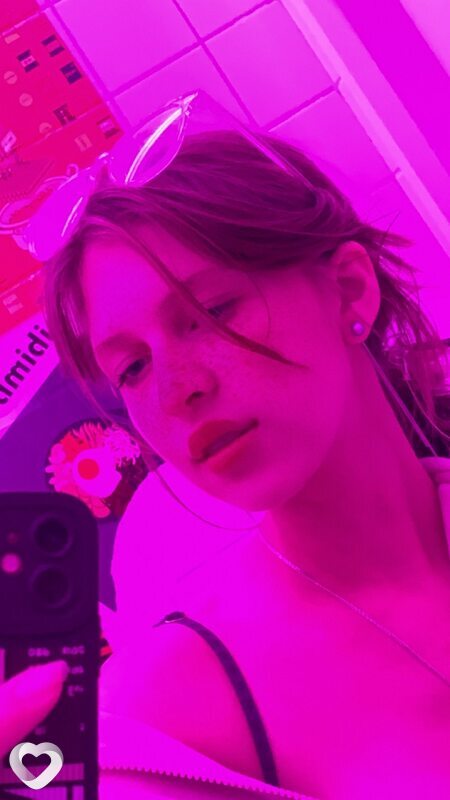 Ева, 21, Амурске — анкета №1558391