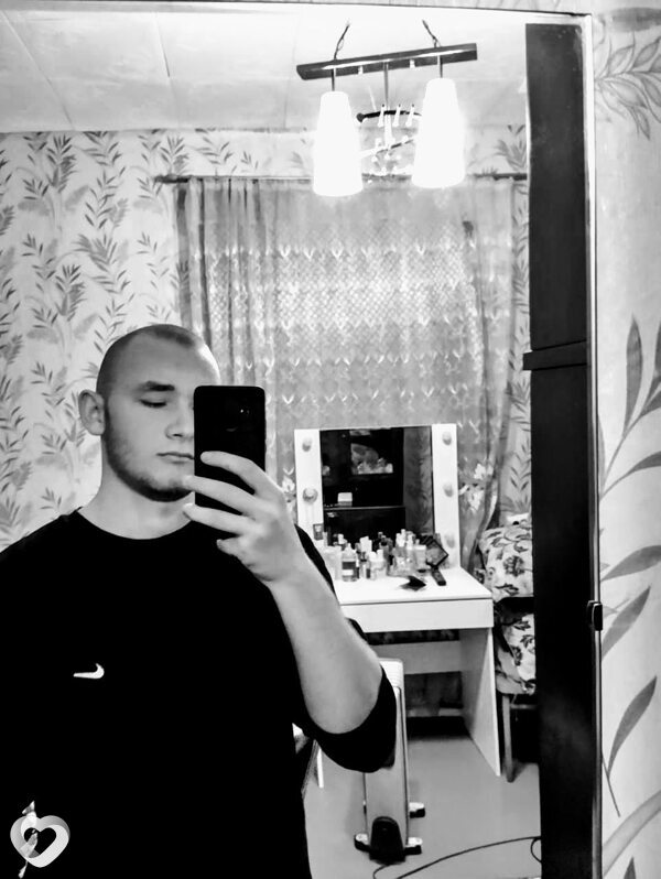 Вова, 21, Сочи — анкета №1558420