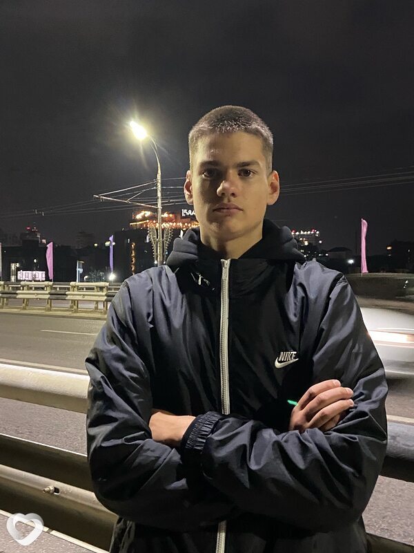 Евгений, 20, Москве — анкета №1558428