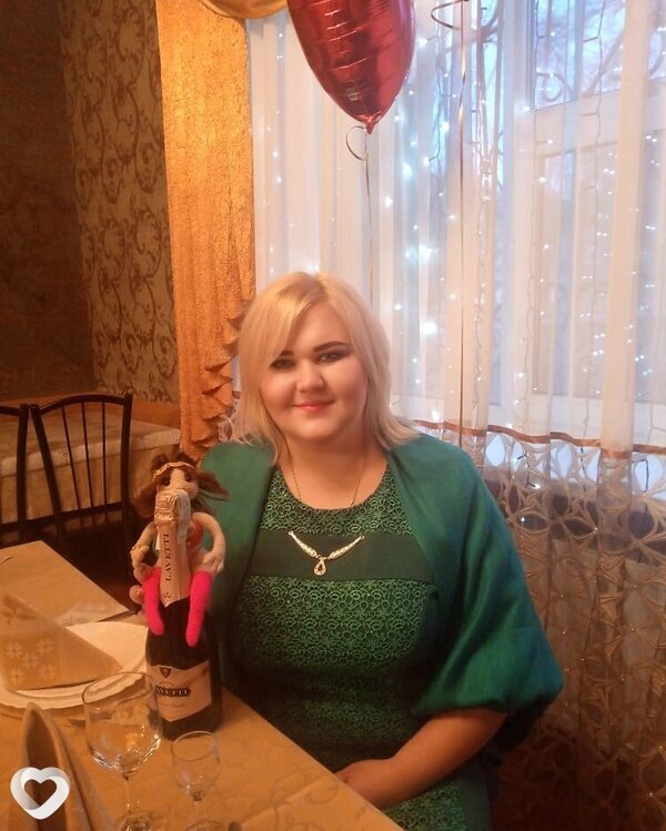 Анна, 40, Горловке — анкета №1559110