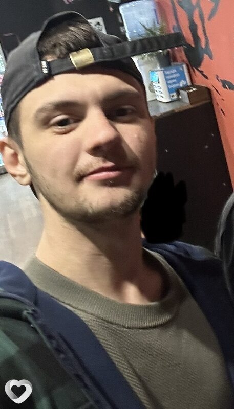 Алексей, 20, Новосибирске — анкета №1559199