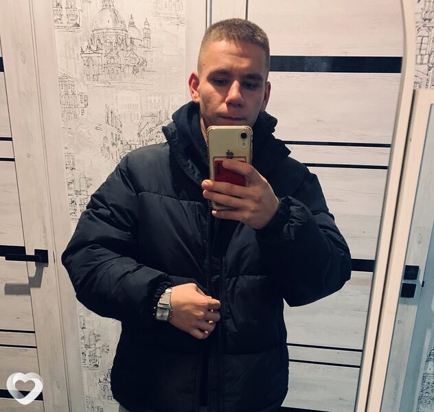 Денис, 22, Костроме — анкета №1559243