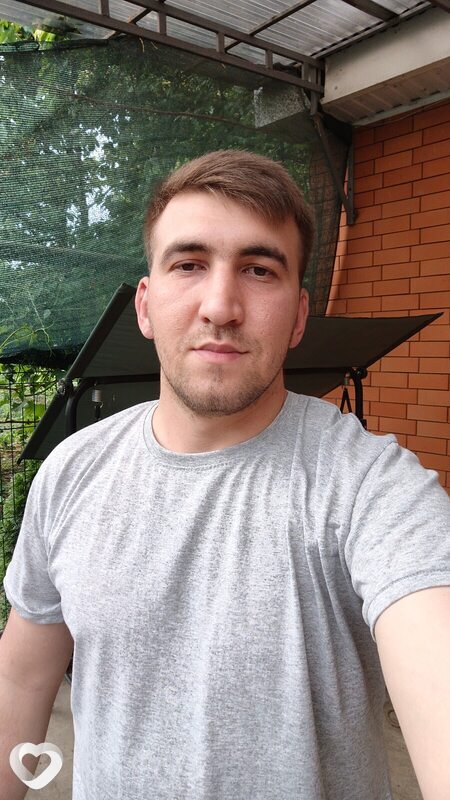 Артем, 27, Белореченске — анкета №1559904