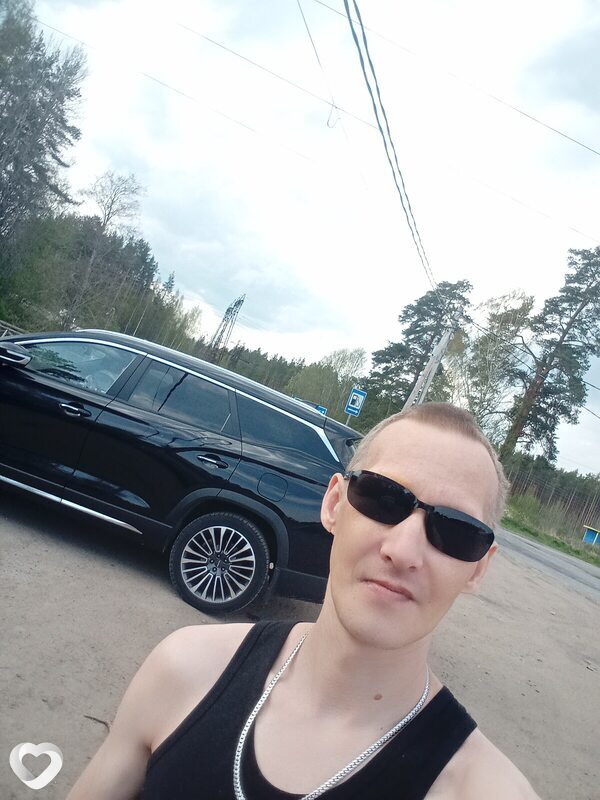 Алекс, 37, Волхове — анкета №1560432