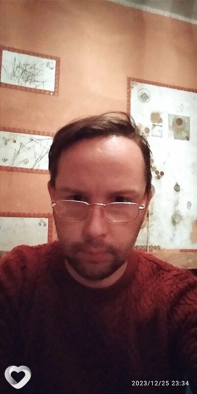 Антон, Харцызск