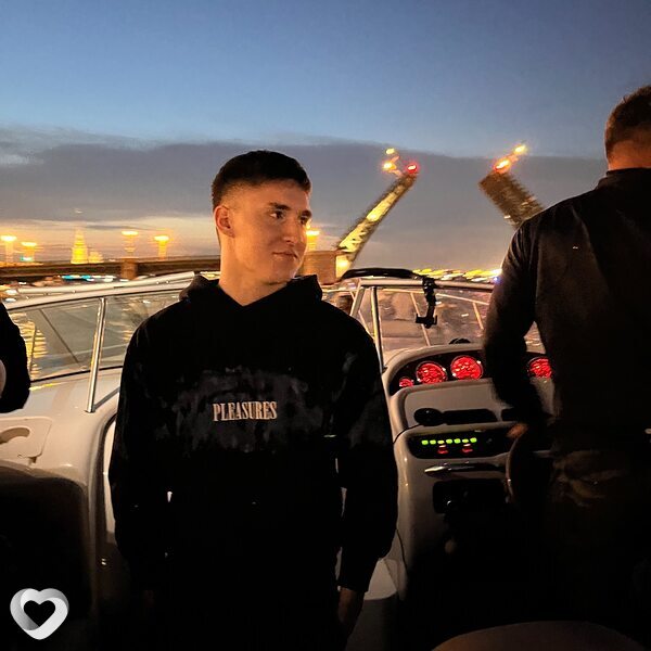 Григорий, 20, Москве — анкета №1560286