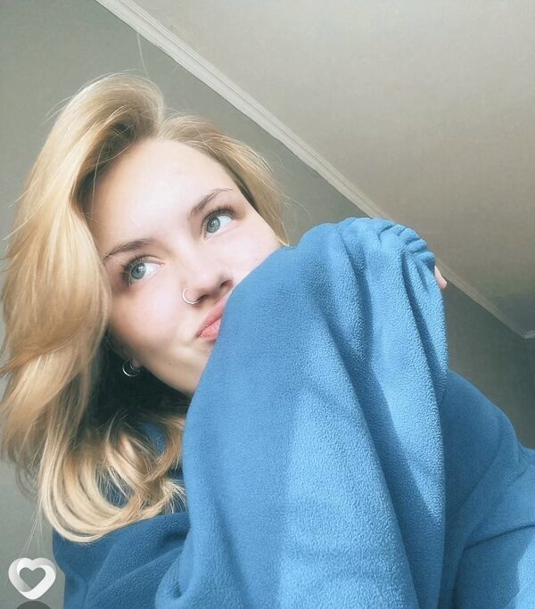 Виолетта, 20, Калининграде — анкета №1560956
