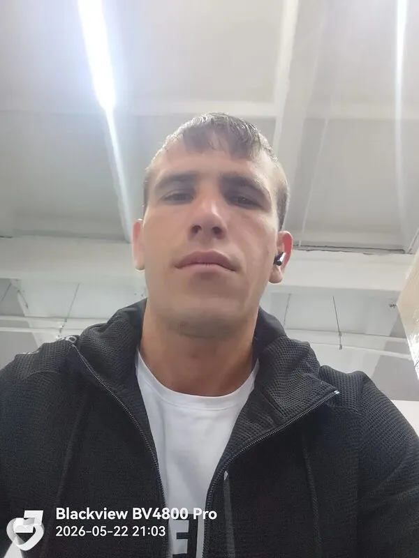 Иван, 26, Барнауле — анкета №1561671