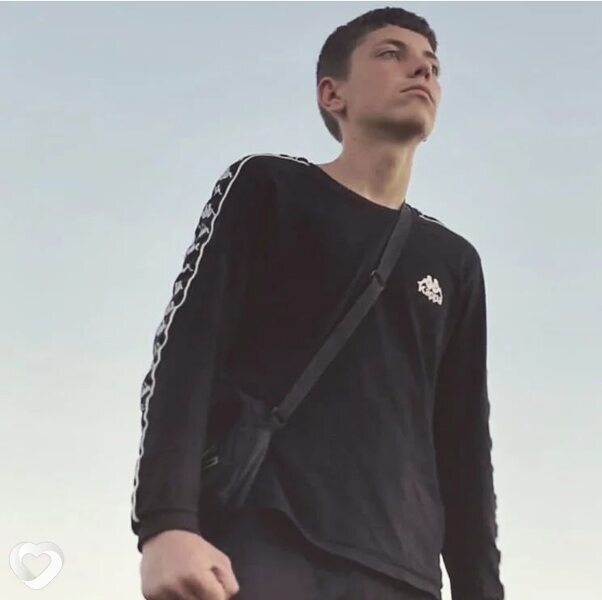 Илья, 21, Гомеле — анкета №1562104