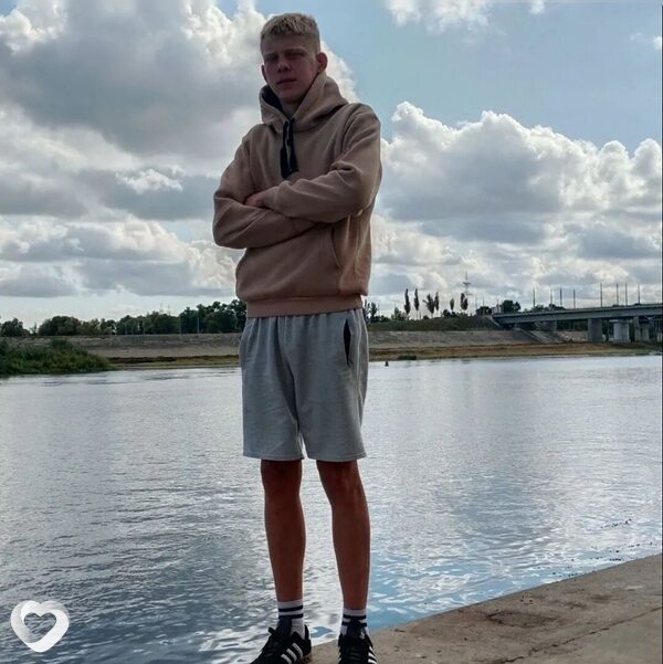 Павел, 20, Москве — анкета №1562109