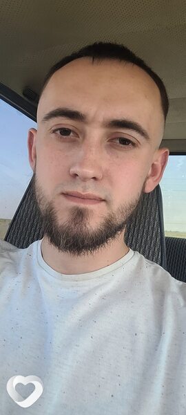 Максим, 26, Астрахани — анкета №1562382
