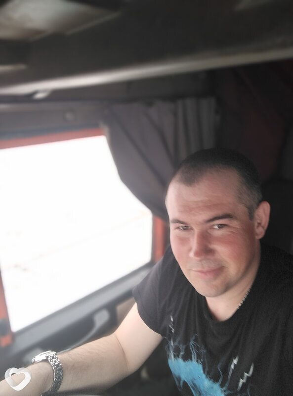 Иван, 31, Нижневартовске — анкета №1562696