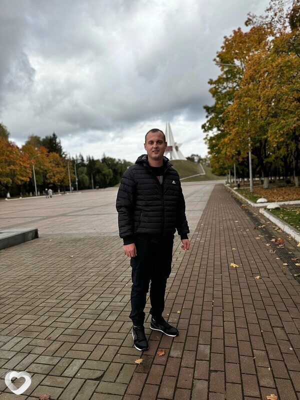 Дмитрий, 27, Пинске — анкета №1563067