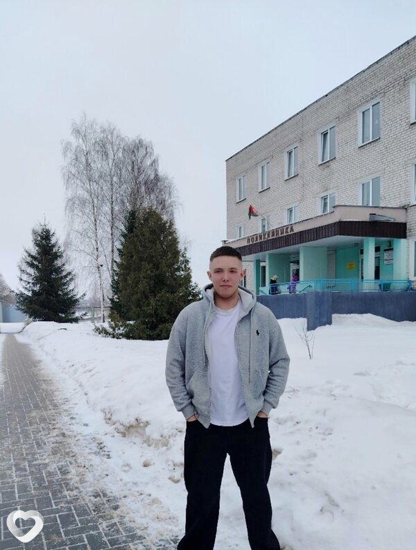 Саня, 19, Могилев — анкета №1563854