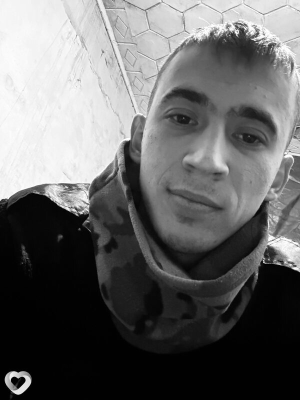 Виталий, 22, Горловке — анкета №1564750