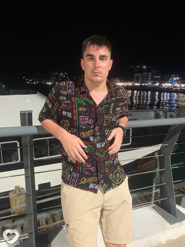 Артем, 31, Санкт-Петербурге — анкета №1565418