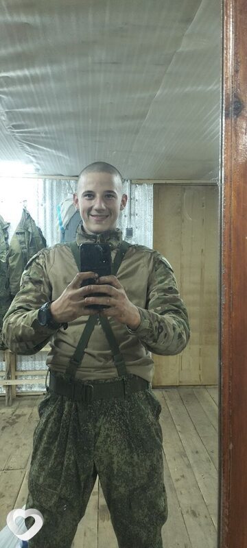 Олег, 20, Белгороде — анкета №1566135