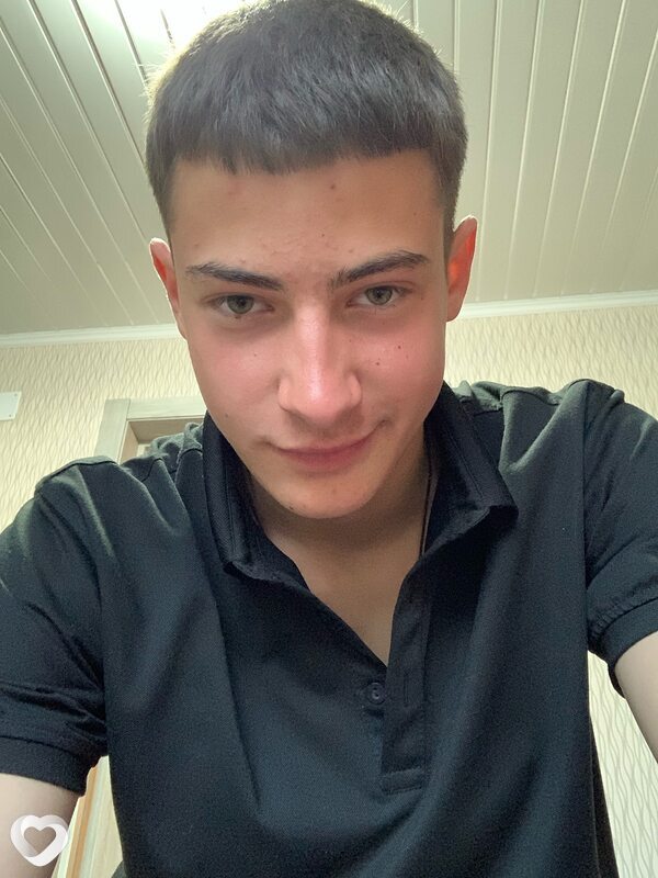 Максим, 20, Кемерове — анкета №1566779