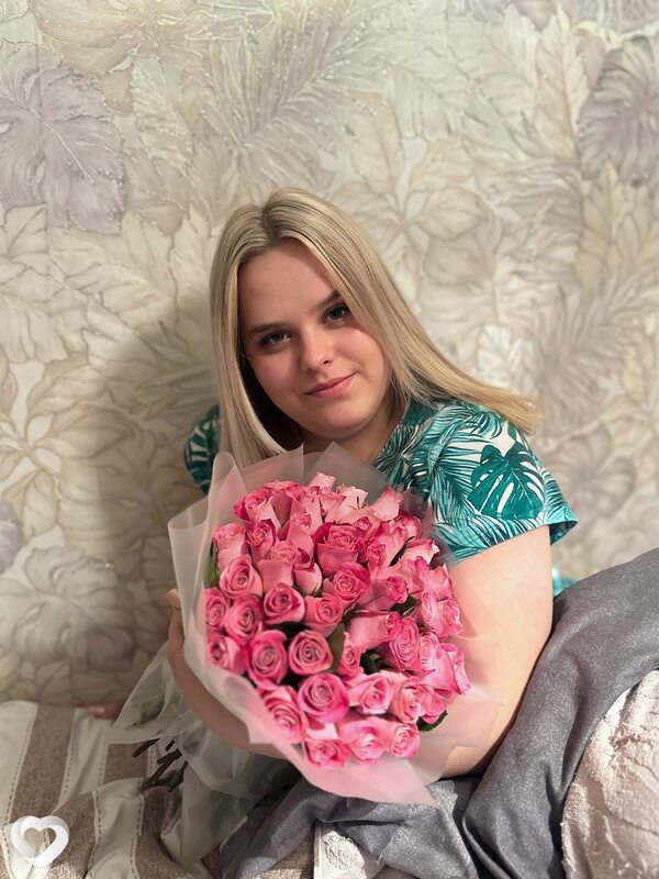 Юлия, 22, Великом Новгороде — анкета №1566975