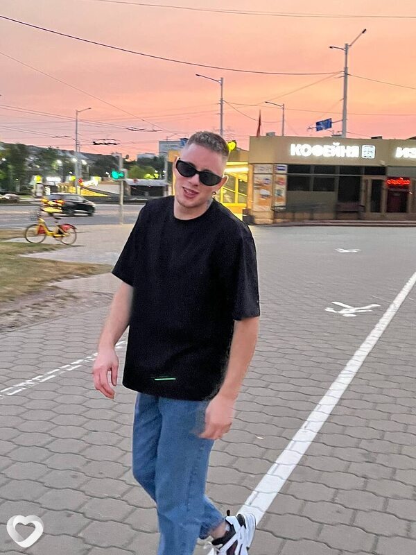 Кирилл, 22, Минске — анкета №1567090