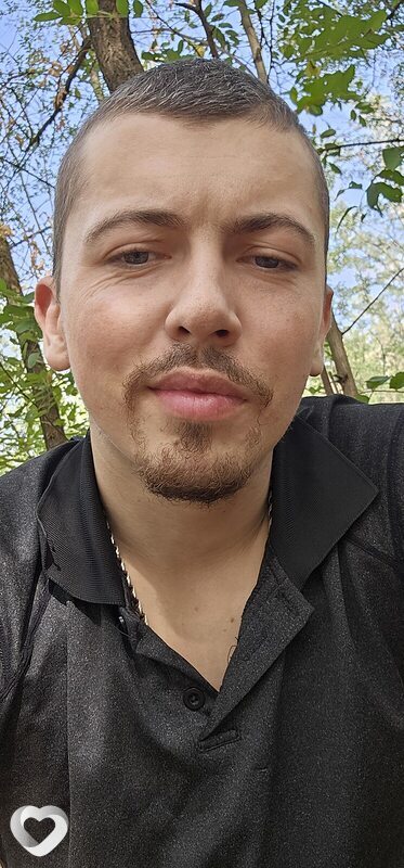 Валентин, 29, Омске — анкета №1567804