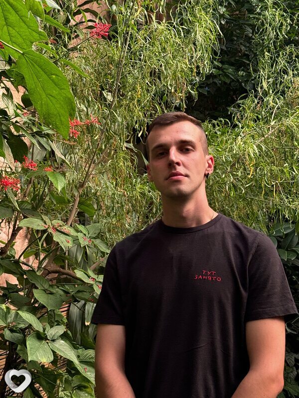 Артем, 25, Коврове — анкета №1568273
