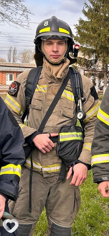 Денис, 21, Курске — анкета №1569342