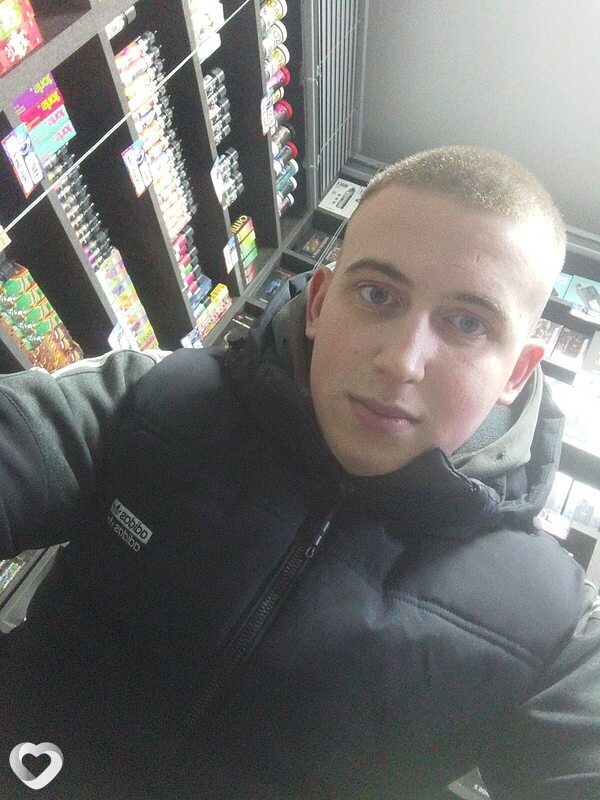 Олег, 23, Новороссийске — анкета №1570677
