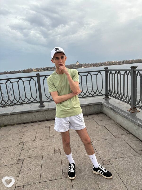 Георгий, 20, Москве — анкета №1570406