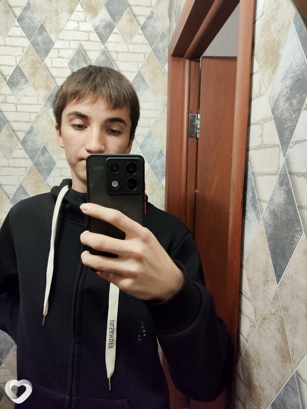 Максим, 22, Абакане — анкета №1571707