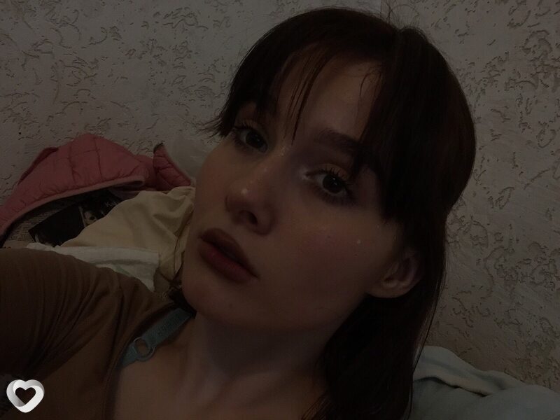 Аня, 20, Тюмени — анкета №1572632