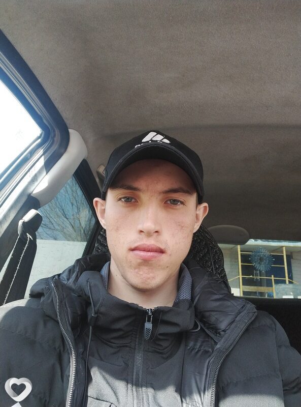 Никита, 23, Новотроицке — анкета №1573593