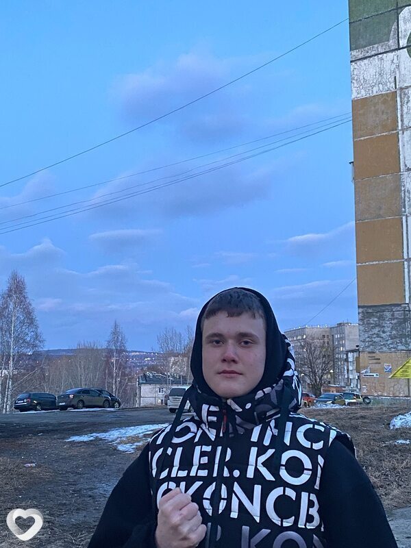 Артур, 20, Москве — анкета №1573774