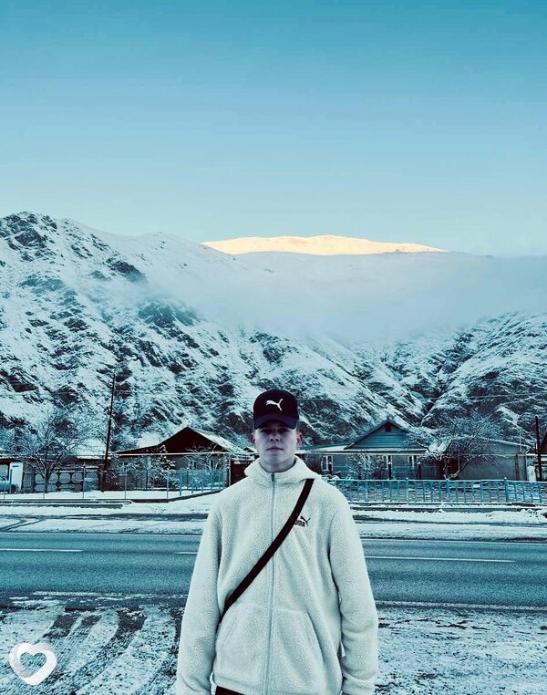 Дмитрий, 23, Новокузнецке — анкета №1574159
