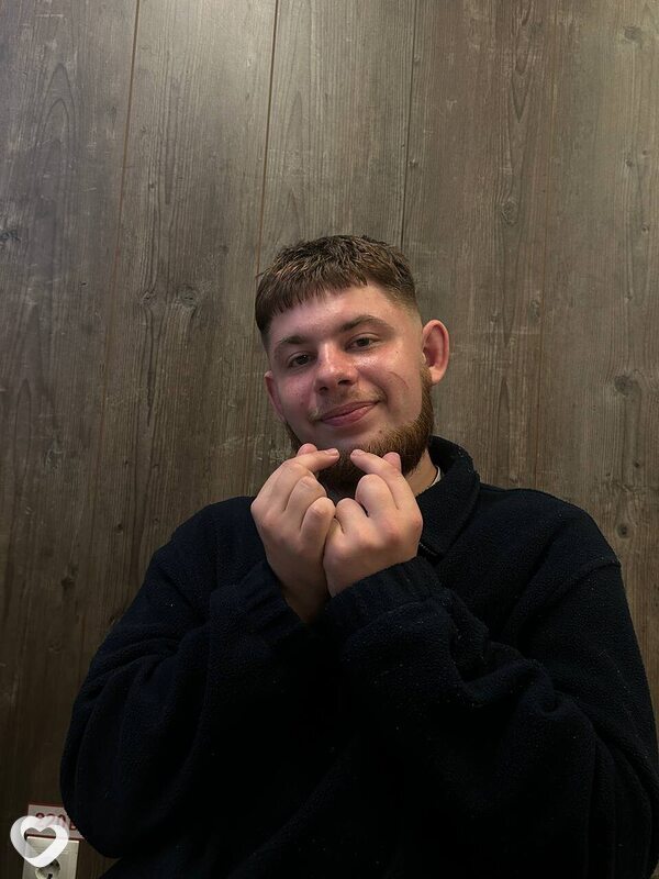 Олег, 21, Гомеле — анкета №1574772