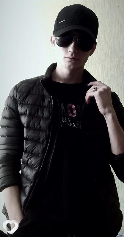 Денис, 21, Комсомольске-на-Амуре — анкета №1576629
