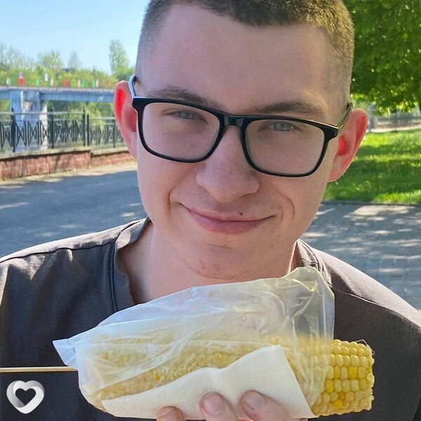 Иван, 23, Орше — анкета №1577396