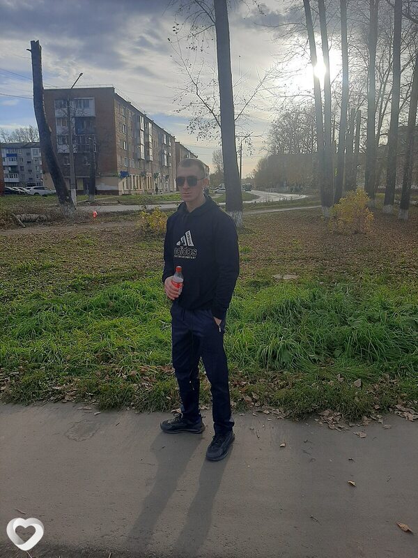 Дмитрий, 28, Кемерове — анкета №1577742