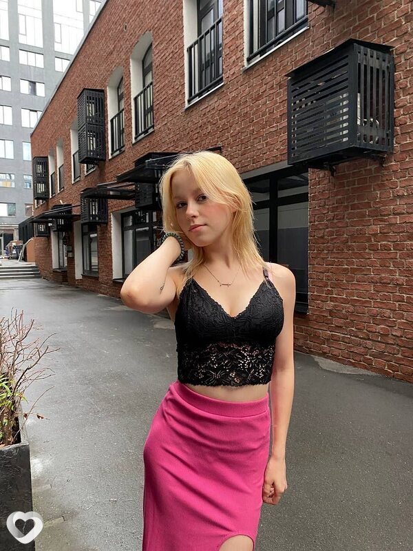 Полина, 23, Москве — анкета №1577560