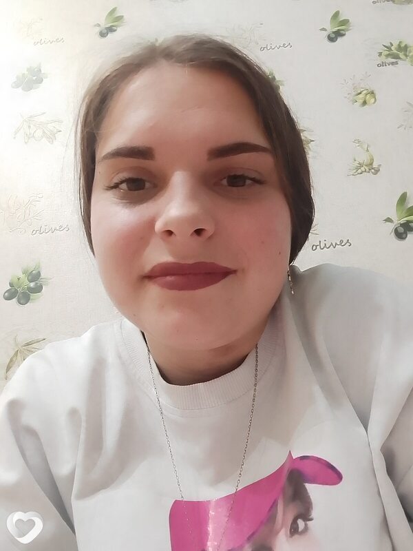 Александра, 19, Арсеньеве — анкета №1577721