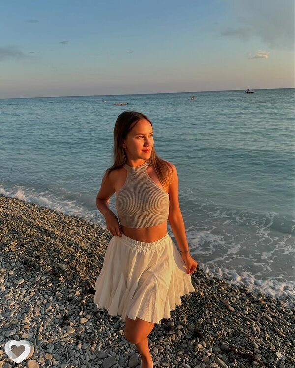 Арина, 20, Москве — анкета №1577889