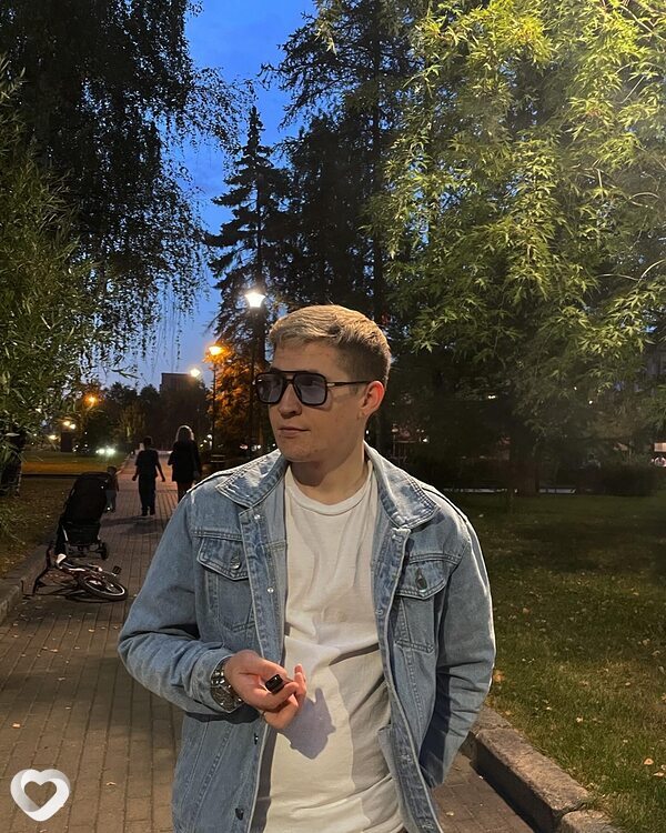 Дмитрий, 21, Ижевске — анкета №1579852