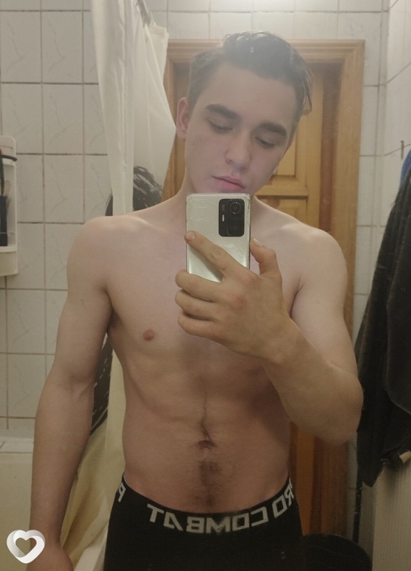 Виктор, 23, Истре — анкета №1580352