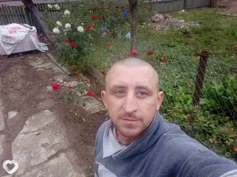 Максим, 29, Несвиже — анкета №1580686