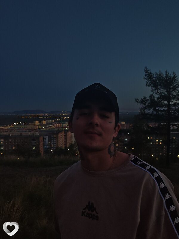 Влад, 26, Учалах — анкета №1581747