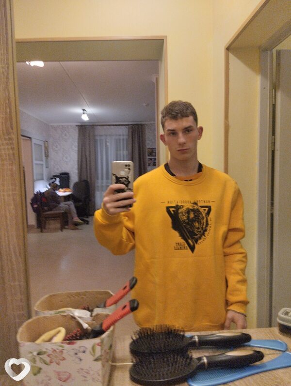Стас, 21, Бресте — анкета №1582361