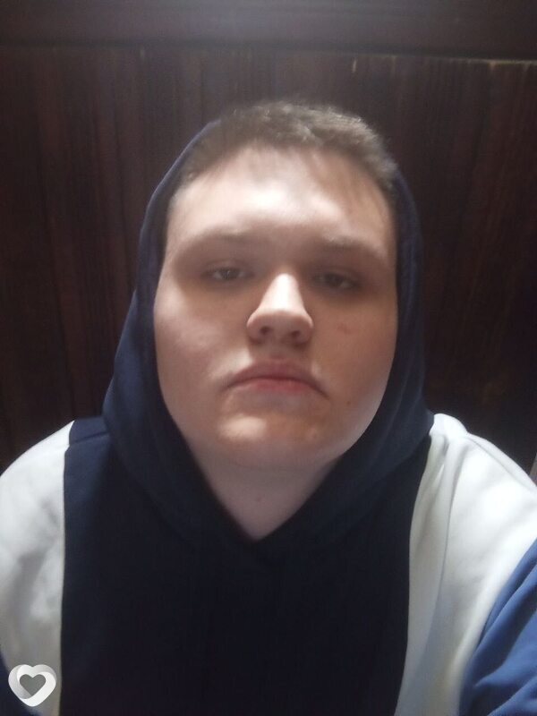Вадим, 19, Новосибирске — анкета №1582373
