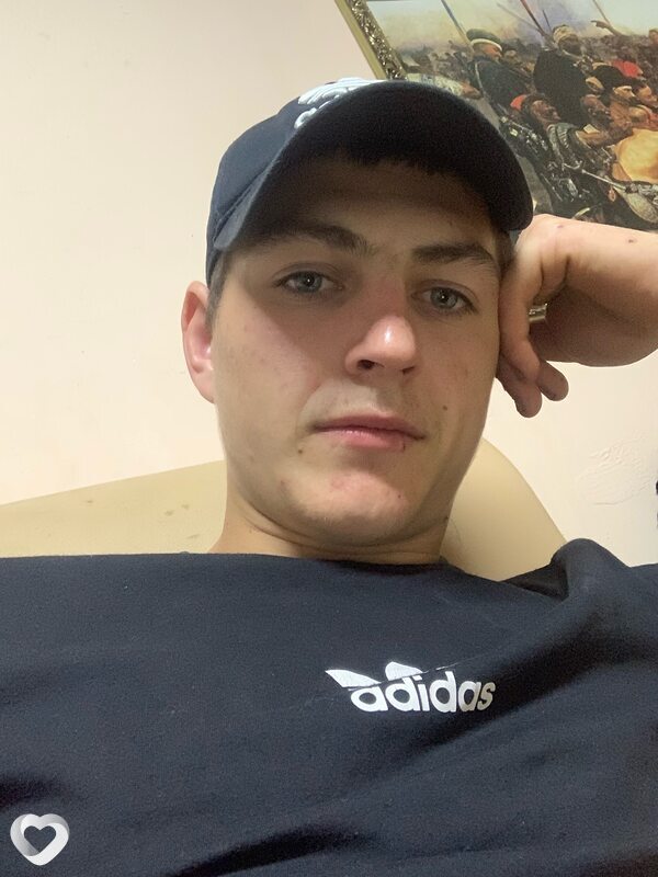Колян, 22, Адлер — анкета №1582889
